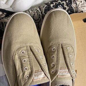 Women’s Brand New Keds